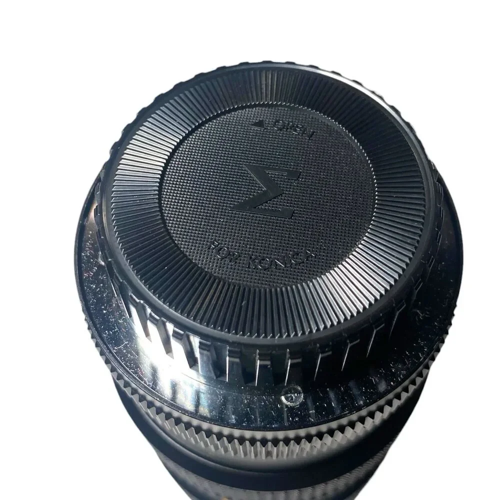 Konica UC Zoom-Hexanon AR 80-200MM f/4 Manual Focus Lens Japan w/ Cap + Case